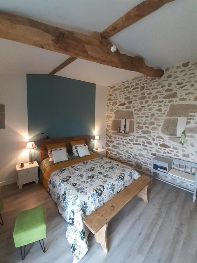 Les Chambres Du Couraud Saint-Aubin-des-Ormeaux Buitenkant foto